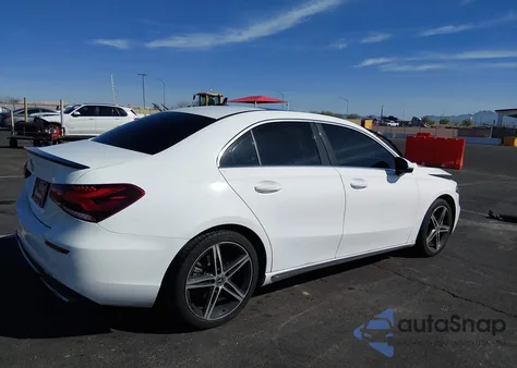 2019 Mercedes-Benz A 220 from USA, damaged, VIN WDD3G4EB4KW014256